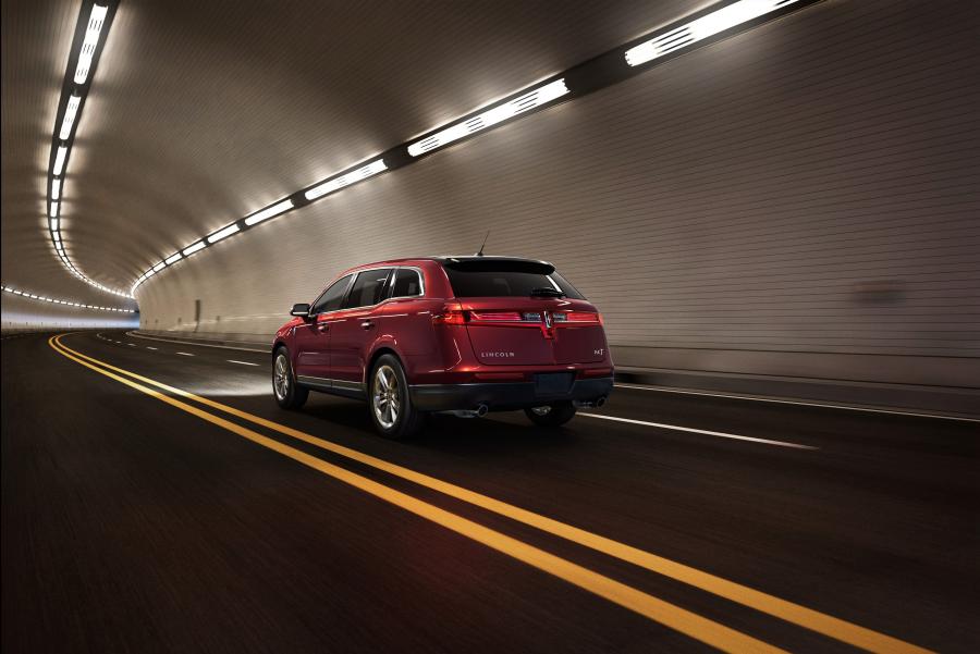  Lincoln MKT 2016 года  (фото 8 из 9)